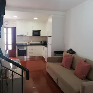 https://a-cozy-house-in-the-center-of-town.hotelaalgarve.com